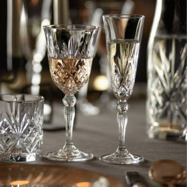 Timeless White Wine Glass 21cl (Case size 25) 2