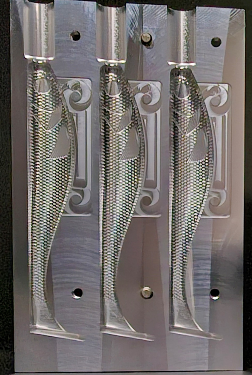 6 DR Swimbait Mold Top Injection