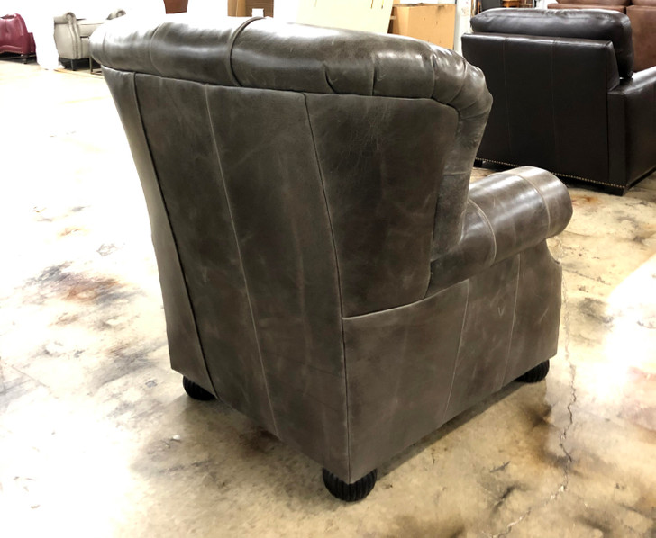 American Heritage Birmingham Barrel Tufted Chair