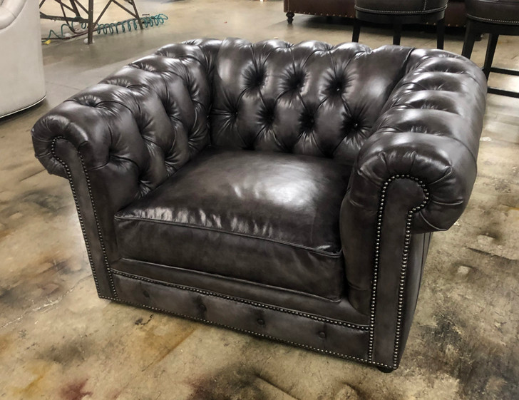 American Heritage Chesterfield Maestro Hand Antique