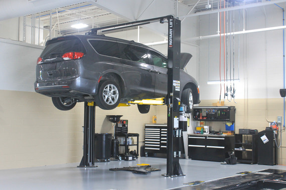 Optimizing Your Automotive Service Bays: Specialized Rousseau Units for Faster Workflows