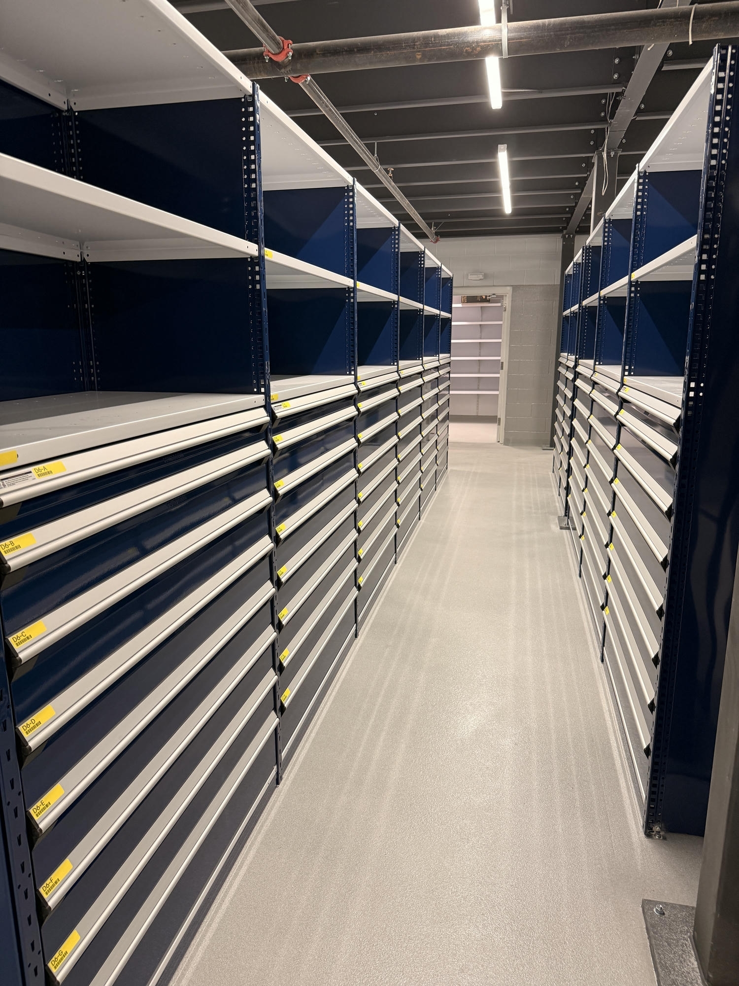 storage cabinets, drawer cabinets, automotive shelving