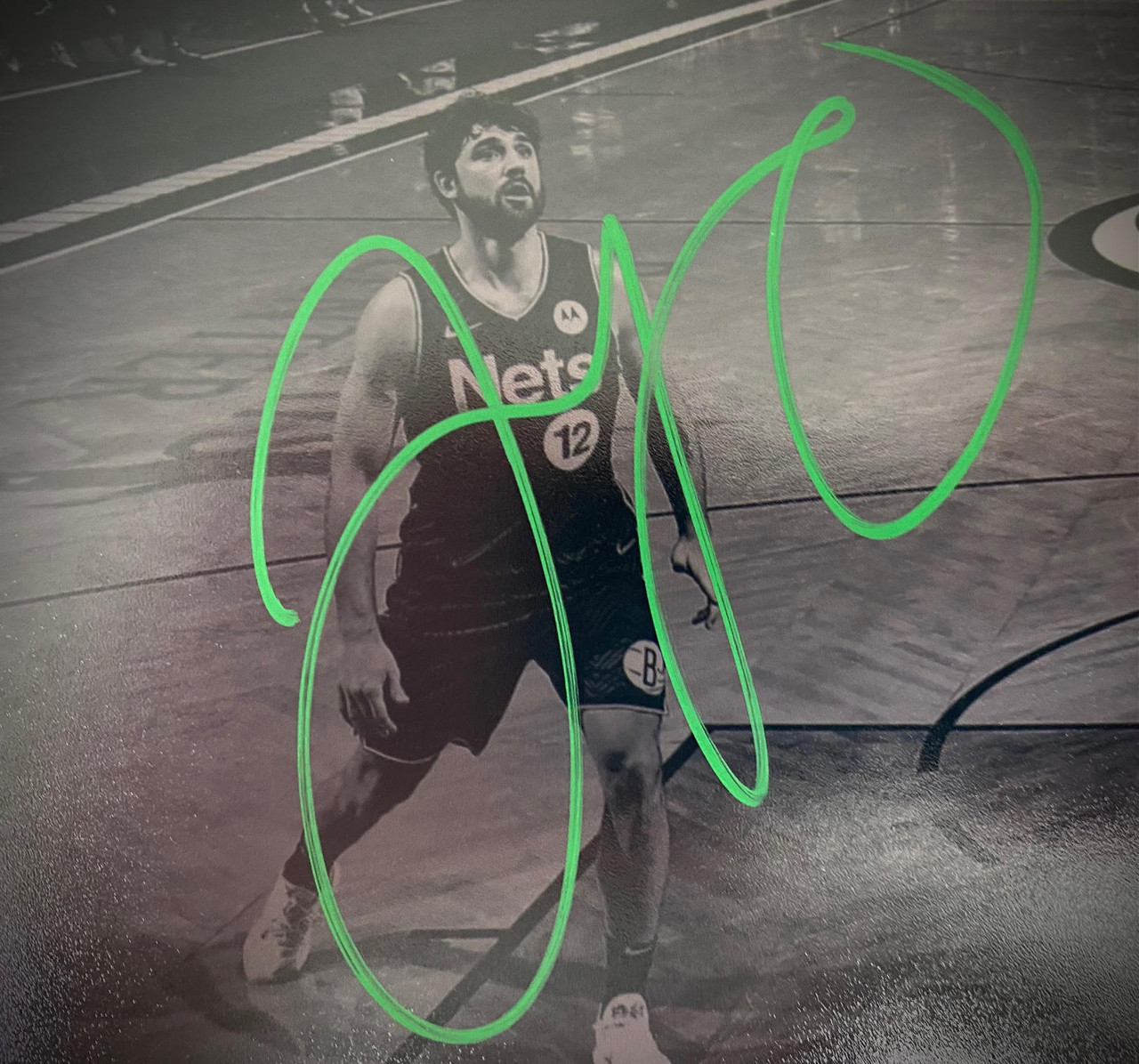 Jayson Tatum Signed Boston Celtics 11x14 Photo Beckett COA Y03496