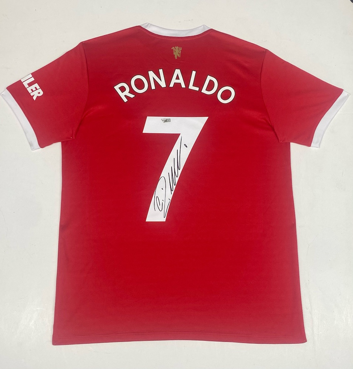 How to buy a Cristiano Ronaldo Manchester United jersey as legend