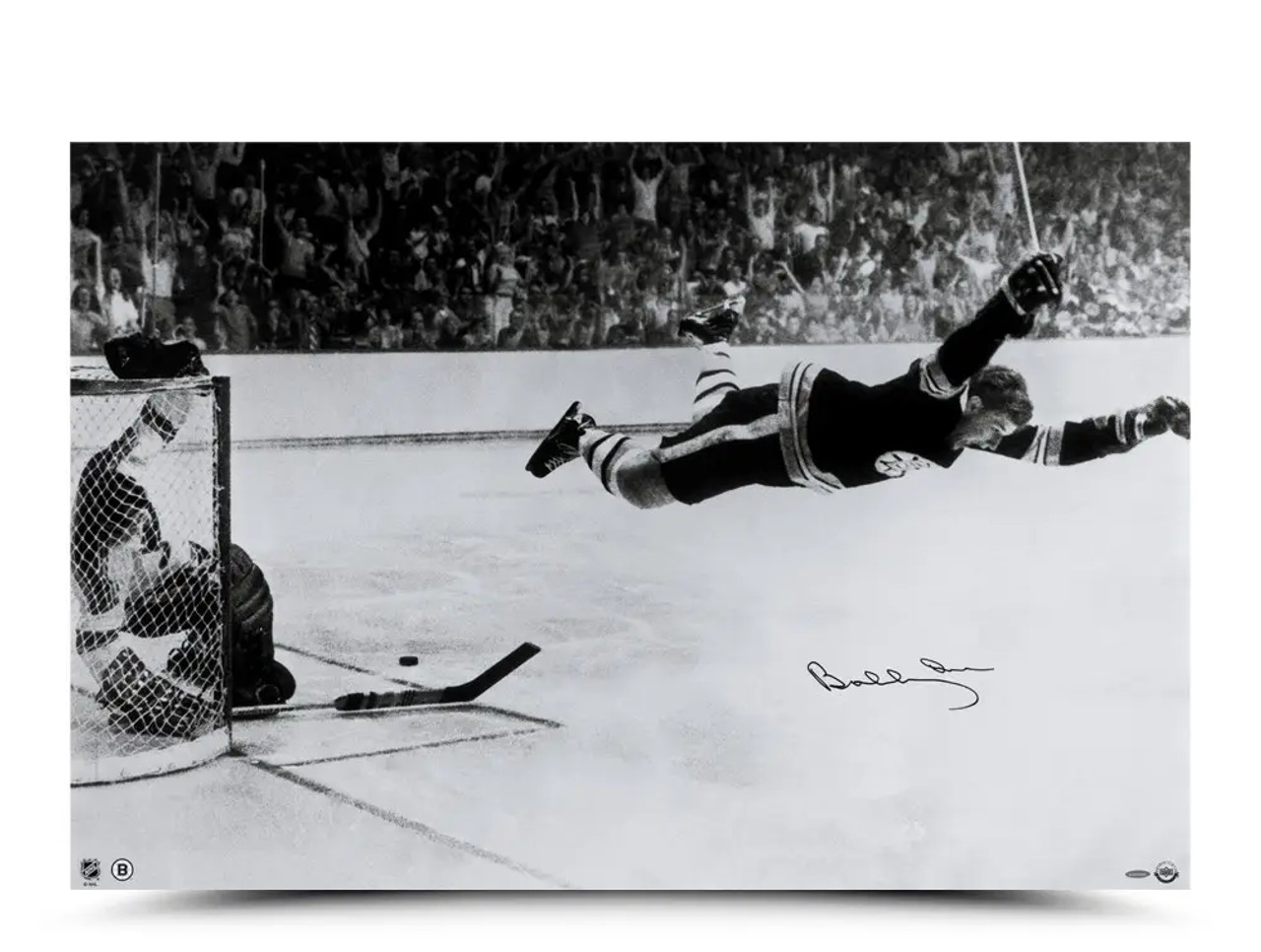 Bobby Orr Autographed Boston Bruins 16x20 Photo - Fanatics (Flying)