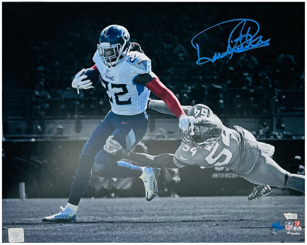 DERRICK HENRY Autographed Tennessee Titans 16' x 20' Photo FANATICS LE 22/25  - Game Day Legends