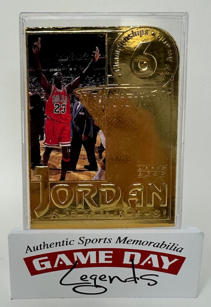 Michael Jordan Upper Deck 22Kt. Gold Leaf Bulls Photo Card