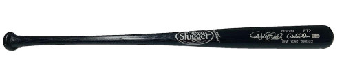 DEREK JETER Autographed New York Yankees Game Model Bat MLB AUTHENTIC