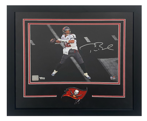 Tom Brady Autographed Super Bowl LV 11" x 14" Framed Spotlight Photo Fanatics