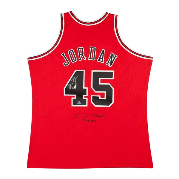 MICHAEL JORDAN Autographed Authentic Bulls 34 x 44 Framed Jersey