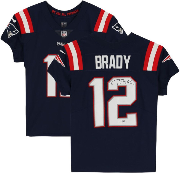 Tom Brady Signed New England Patriots Jersey - CharityStars