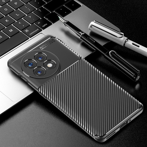 OnePlus Ace 2 5G/11R Carbon Fiber Texture Shockproof TPU Phone Case - Black