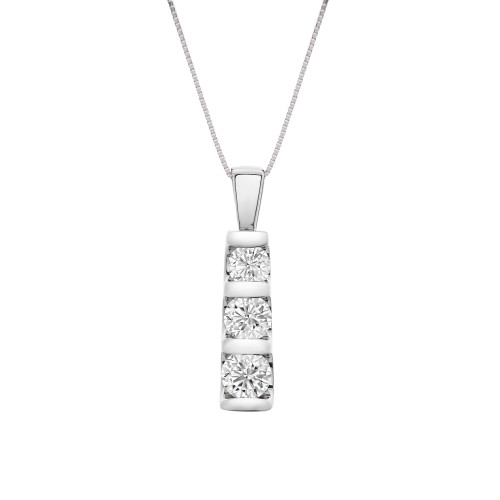 Diamond Graduated 18" Pendant Necklace (1-1/2 ct. t.w.) in 14k White Gold