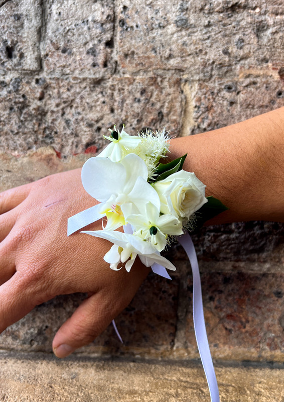 tessa wrist corsage