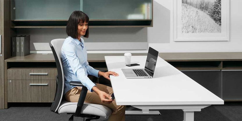 How to Synchronize Your Workstation & Office Chair How to Synchronize Your Workstation & Office Chair