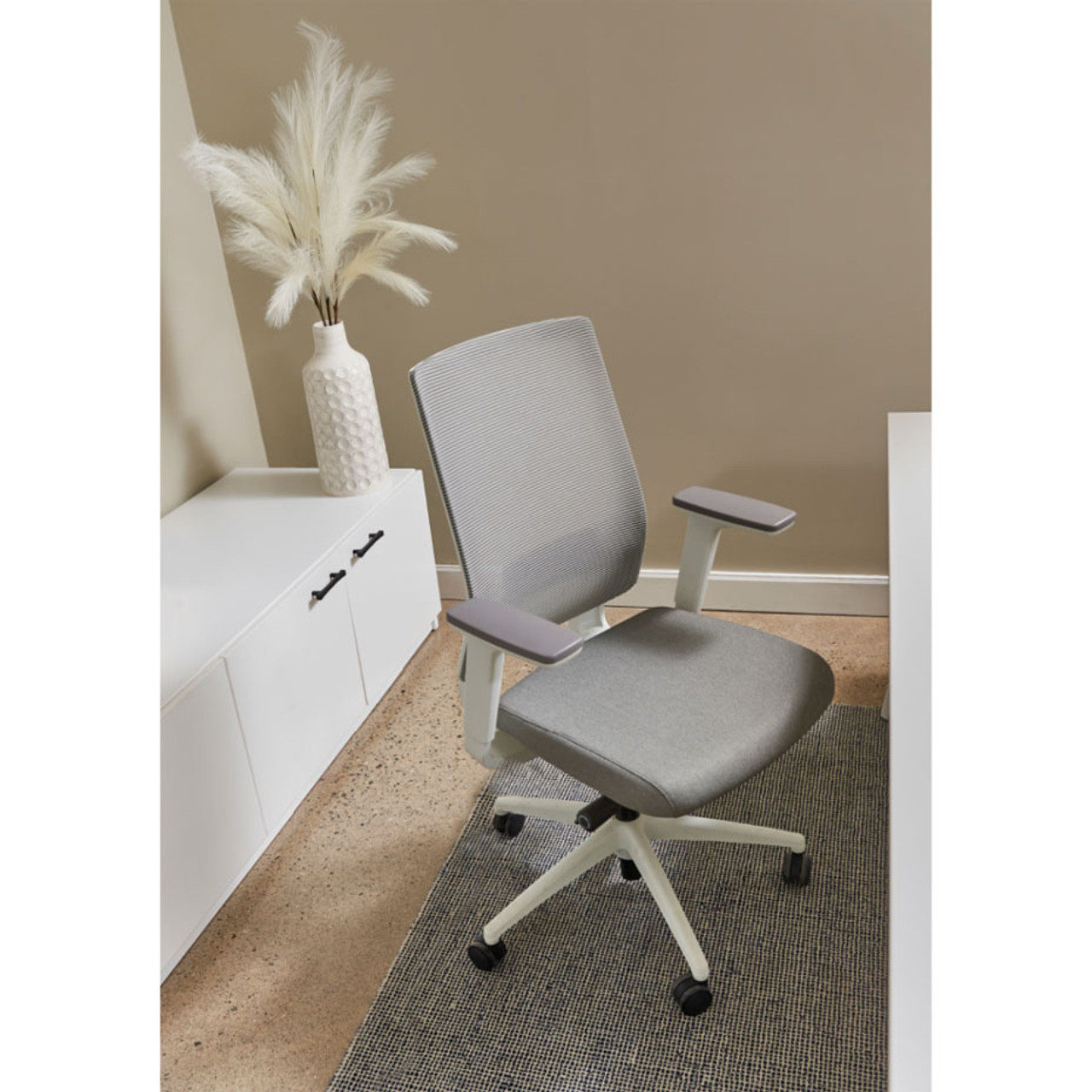 A Guide to Selecting the Perfect Home Office Chair Office Seating