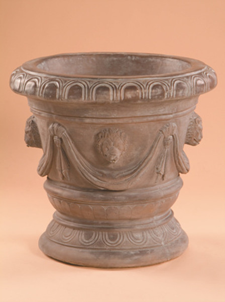 Classico Pot with Lion Heads