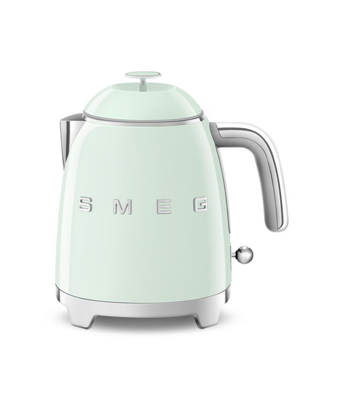 Electric Kettle with Double Wall Anti Slip Base and Water Level Indicator