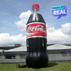 botella de aguardiente inflable Coca Cola Bogotá