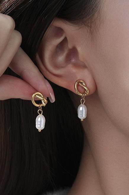 Bowknot Studs,Bow Studs ,Bow Rope Stud Earrings,Bow Tie Earrings,Cute Earrings ,Trendy Bow Earrings ,Ribbon Bow Earrings ,Metal Bow Earrings , Gold Tone Bow Earrings , Pearl, prom avenue Bowknot Studs,Bow Studs ,Bow Rope Stud Earrings,Bow Tie Earrings,Cute Earrings ,Trendy Bow Earrings ,Ribbon Bow Earrings ,Metal Bow Earrings , Gold Tone Bow Earrings , Pearl, prom avenue