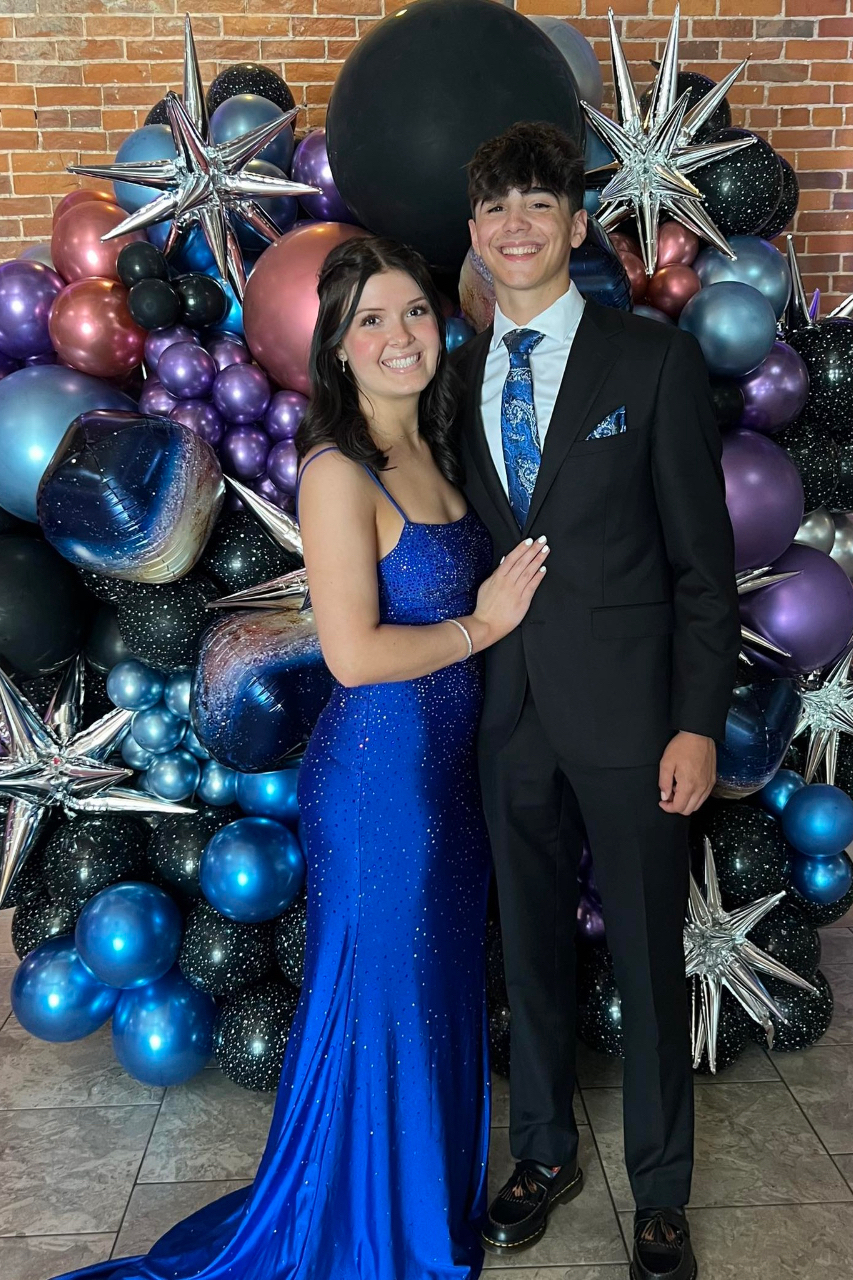 lovely-and-satisfied-customer-at-prom-avenue.jpg