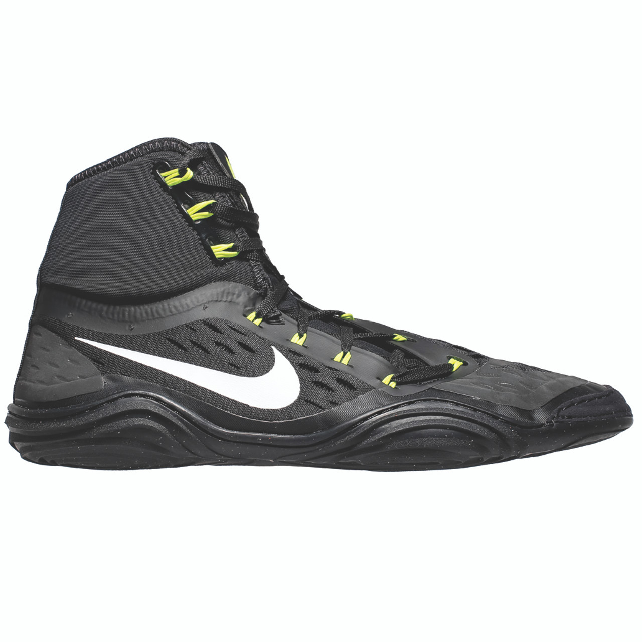 black and gold nike hypersweeps