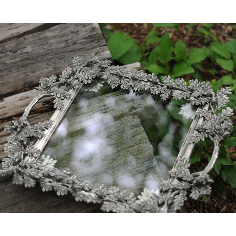 Acorn and Oak Leaf Square Glass Tray | Vagabond House | L408