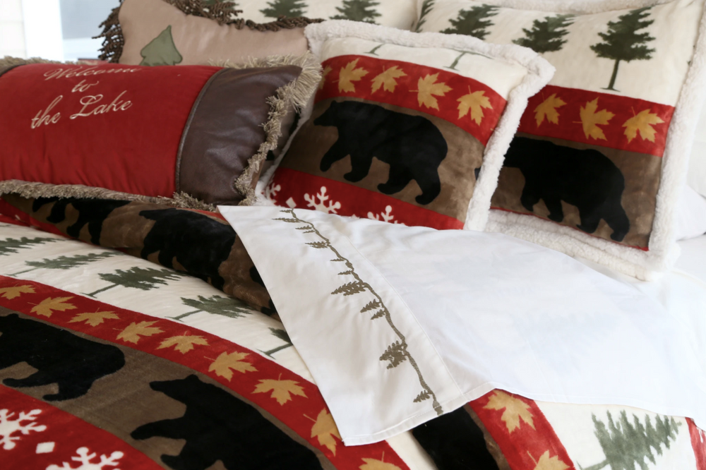 Bear Tall Pine Queen Bedding Set | Carstens | JP515