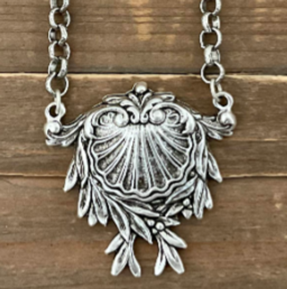 Ornate Silver Plate Victorian Shell Pendant Necklace