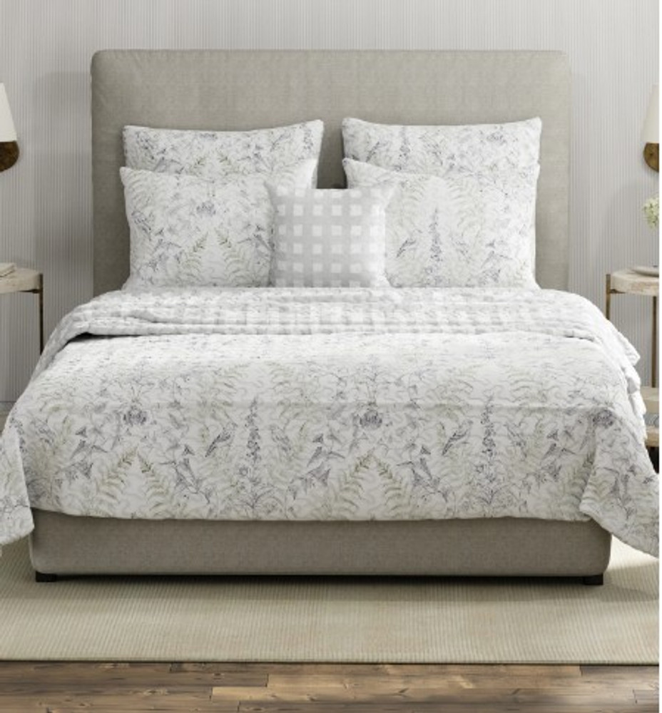 Handmade Emmeline Floral Bird Quilt | IMHQD9471
