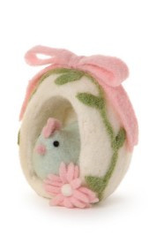 Hand-Crafted Felt Sugar Egg Décor with Hen and Bow | TC82765