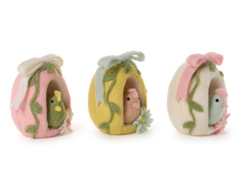 Hand-Crafted Felt Sugar Egg Décor with Hen and Bow | TC82765