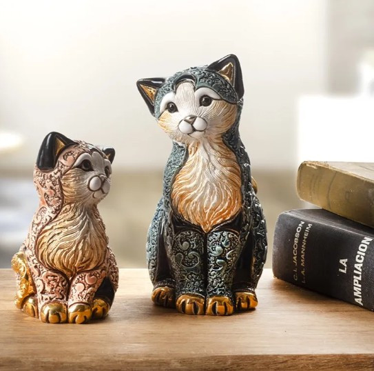 Sitting Kitten | DERF444RD