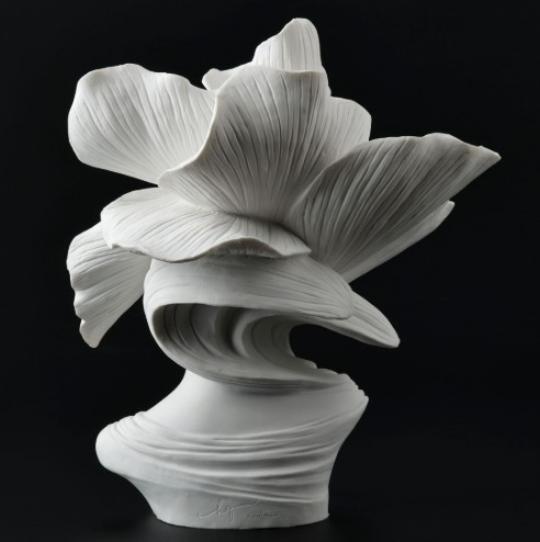 Petal Charm Sculpture | USIWU78582BA