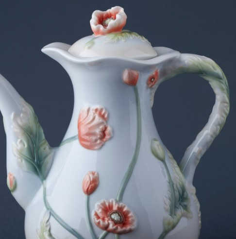 Poppy Fine Porcelain Teapot | USIAP20268AA
