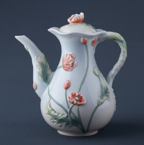 Poppy Fine Porcelain Teapot | USIAP20268AA