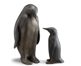 Papa Penguin with Chick Outdoor Sculptures | SPI51239