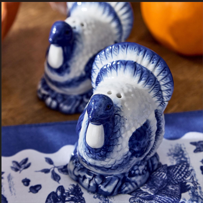 Blue and White Porcelain Turkey Salt and Pepper Shaker on Tray | TC82836