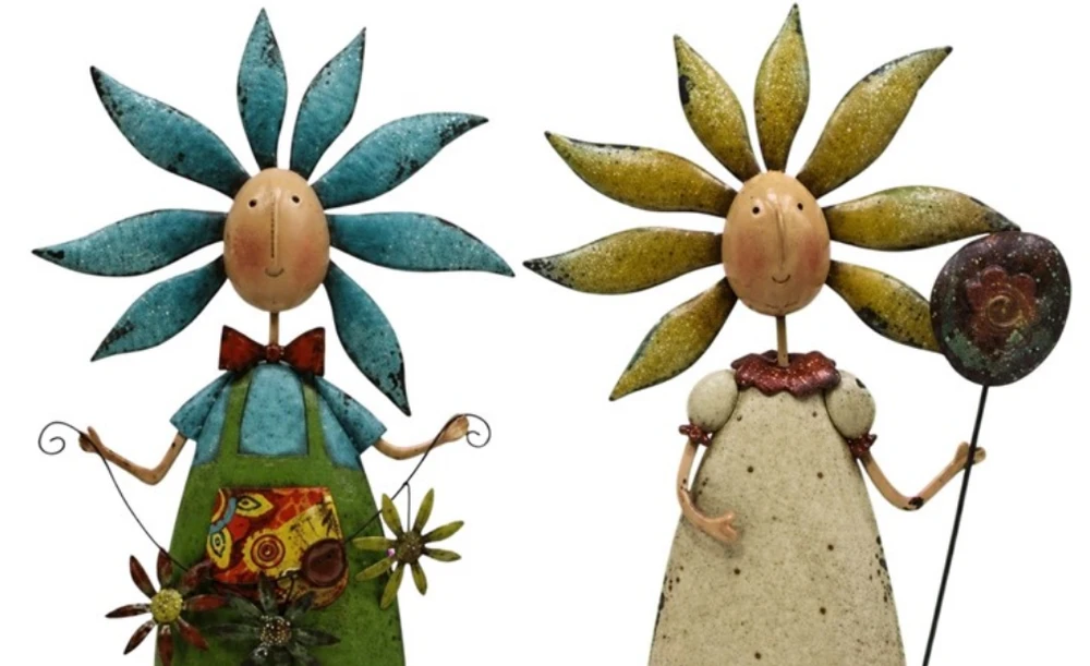 Set of 2 Assorted Whimsical Metal Flower Couple Garden Figurines (ZLISK716320-30-SET