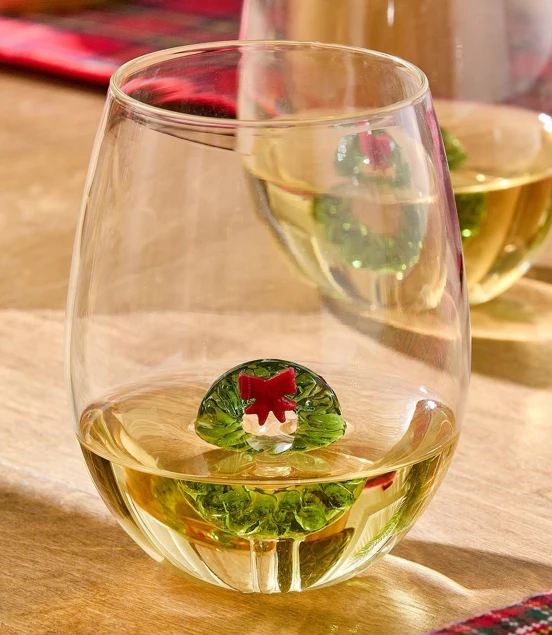 Set of 2 Hand Blown Jumbo Stemless Wine Glasses with Holiday Wreaths | TC82895