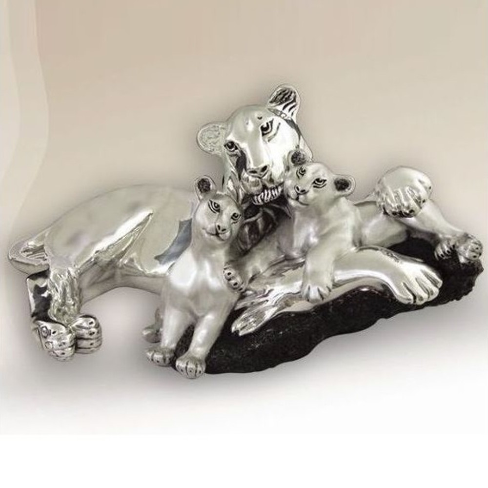 Silver Plated Lioness and Cubs Sculpture | 8040 | D'Argenta