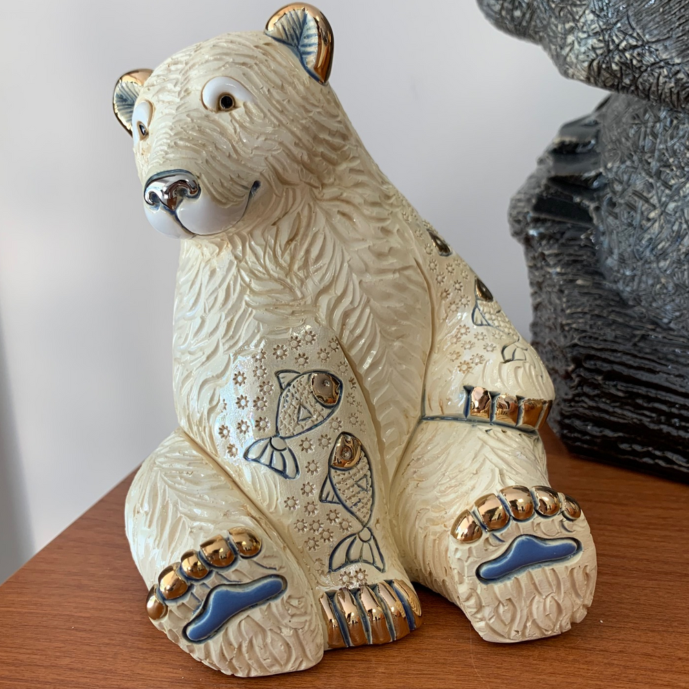 Polar Bear with Fish Ceramic Figurine | De Rosa | Rinconada | DER1032 -3