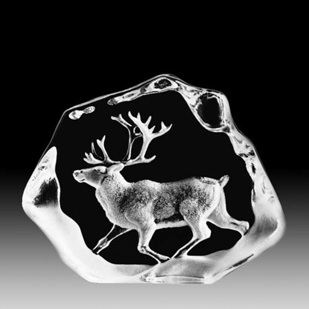 Reindeer Walking Crystal Sculpture | 33399 | Mats Jonasson Maleras