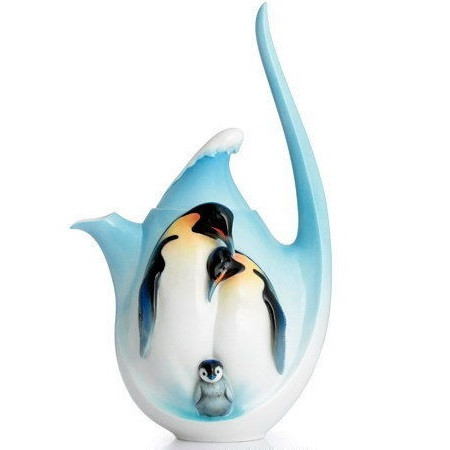 Penguins Teapot | Playful | Porcelain | Franz Collection
