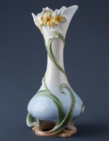 Lily Suspended Porcelain Vase | Unicorn Studios | USIAP20250AA