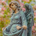 Angel Statue and Birdbath in Antique Bronze "Muriel" (ZLIZR253037)