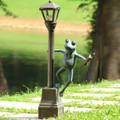 Frog Streetlight Garden Lantern | 34282