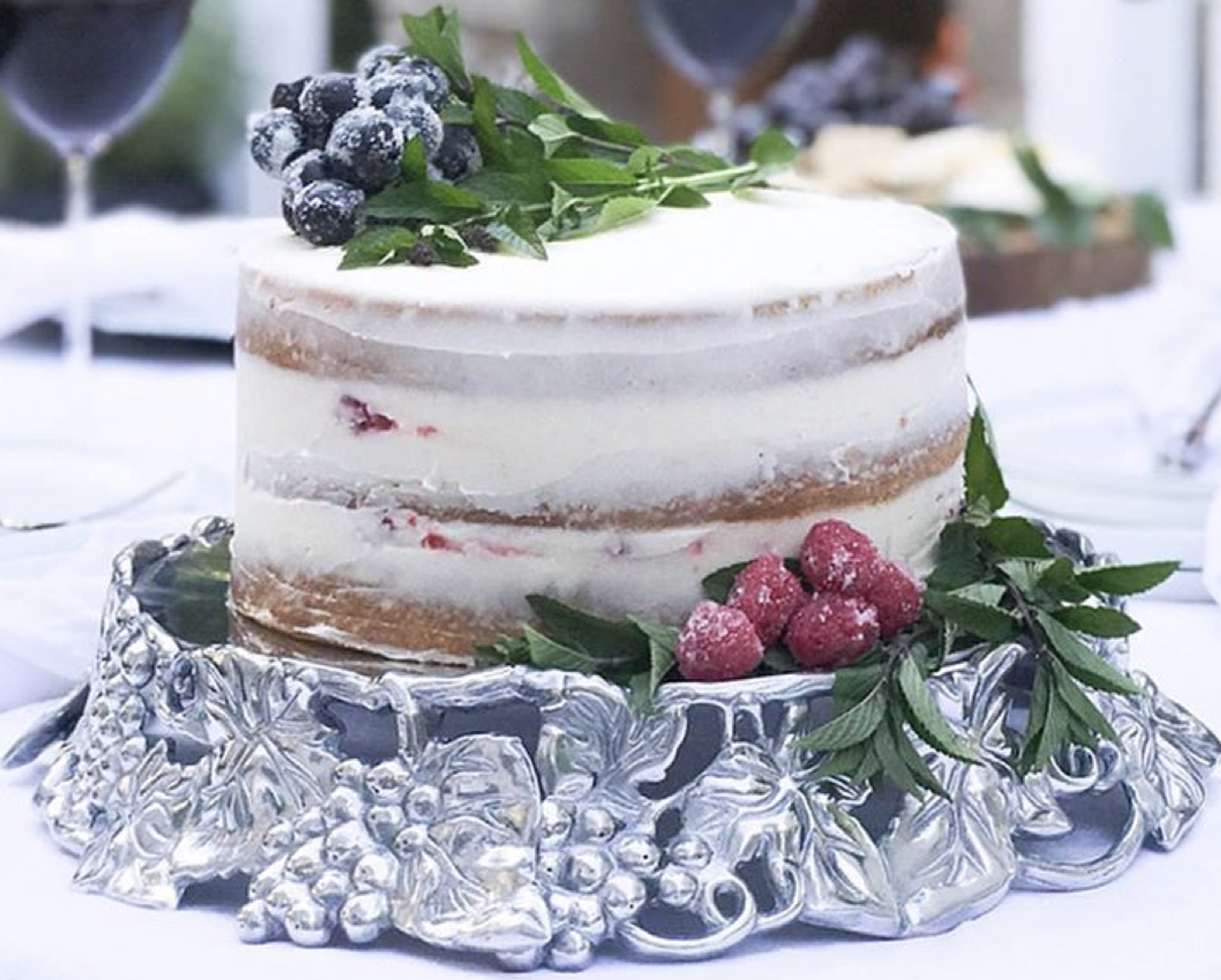 A slice of airy, fluffy Japanese Grape Cake : r/FoodPorn