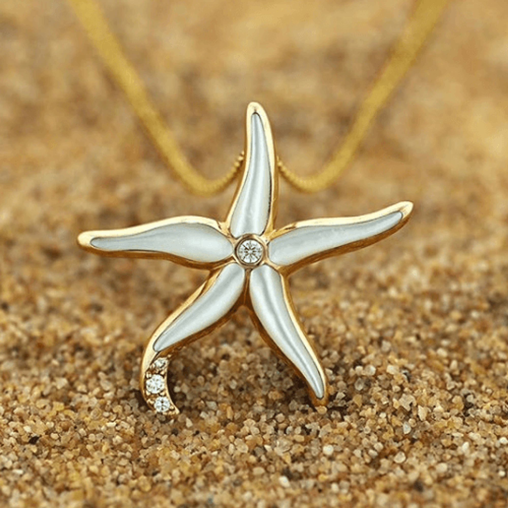 Starfish 14K Gold Mother of Pearl Pendant Necklace | Nature Jewelry