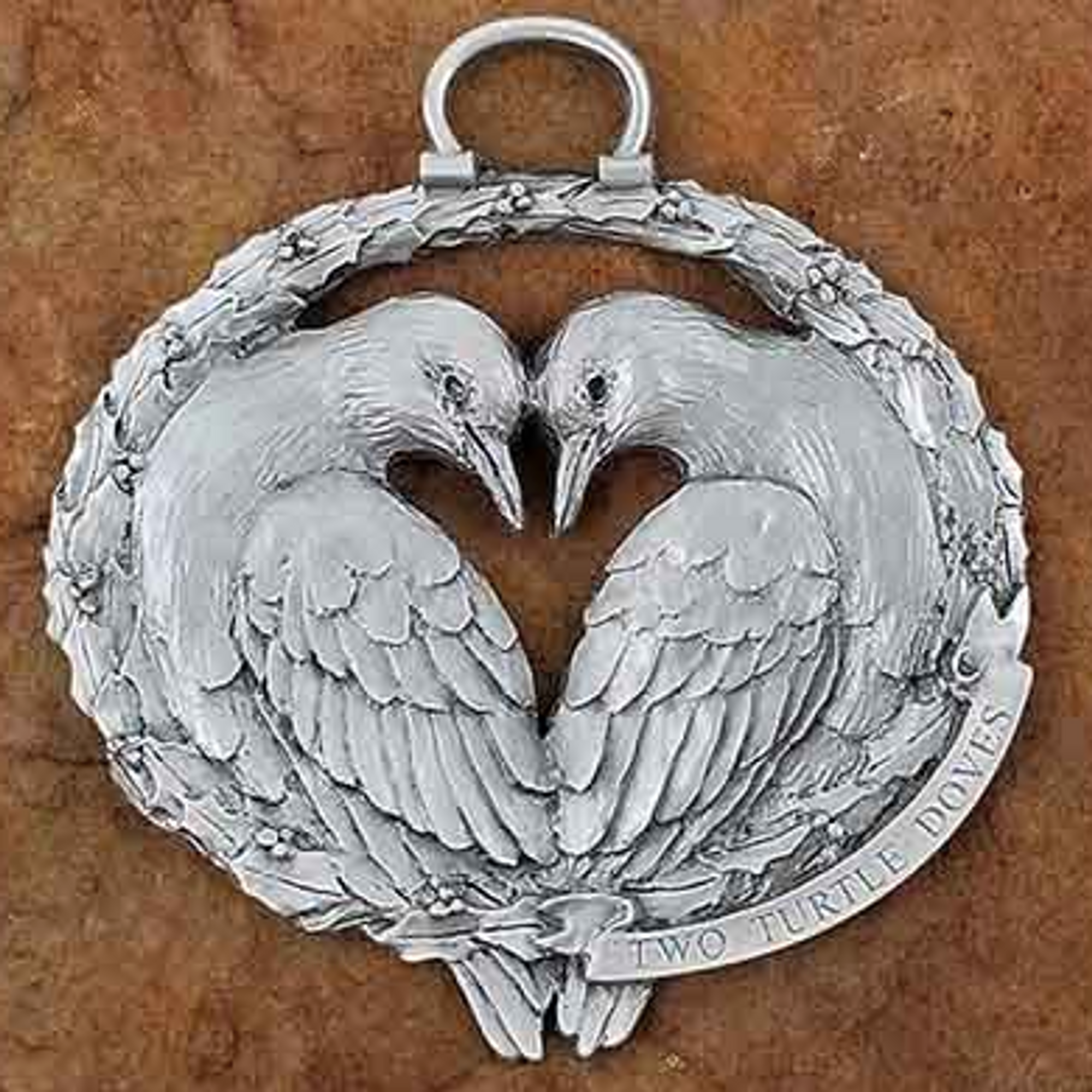 Royal Lion Silver Round Necklace Peace Christmas Tree Ornaments Royal Lion Silver Round Necklace Peace Christmas Tree Ornaments